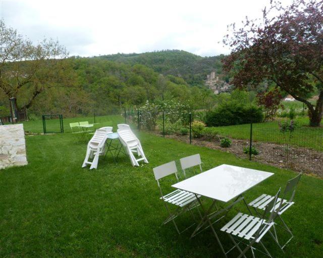 Chambre D'Hotes Cadravals Belcastel Aveyron Екстер'єр фото